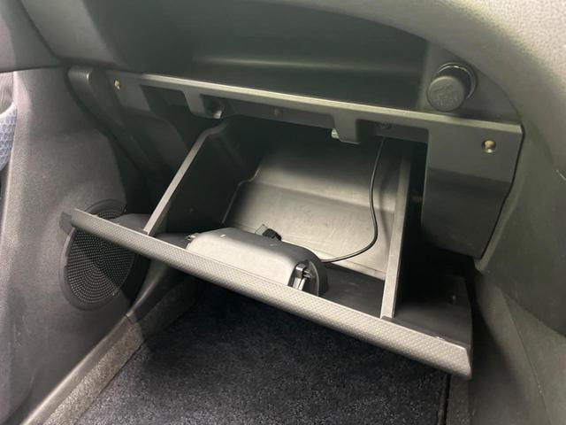 ウイングロード １５Ｍオーセンティック　純正ＳＤナビ　バックカメラ　禁煙車　ＥＴＣ　オートエアコン　オートライト　ＣＤ再生　地デジ　電動格納ミラー　キーレス（51枚目）