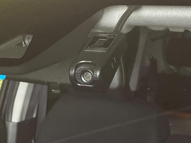 パッソ モーダ　モデリスタエアロ　バックカメラ　衝突被害軽減システム　禁煙車　スマートキー　ＬＥＤヘッド　ビルトインＥＴＣ　オートハイビーム　車線逸脱警報　オートライト　オートエアコン　Ｂｌｕｅｔｏｏｔｈ　ＤＶＤ再生（22枚目）