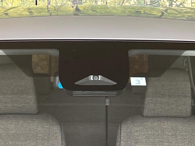 シエンタ Ｚ　両側電動ドア　禁煙車　１０型純正ナビ　バックカメラ　衝突軽減　レーダークルーズ　ドラレコ　スマートキー　ＬＥＤヘッド　ＥＴＣ　オートハイビーム　車線逸脱警報　オートライト　コーナーセンサー（6枚目）