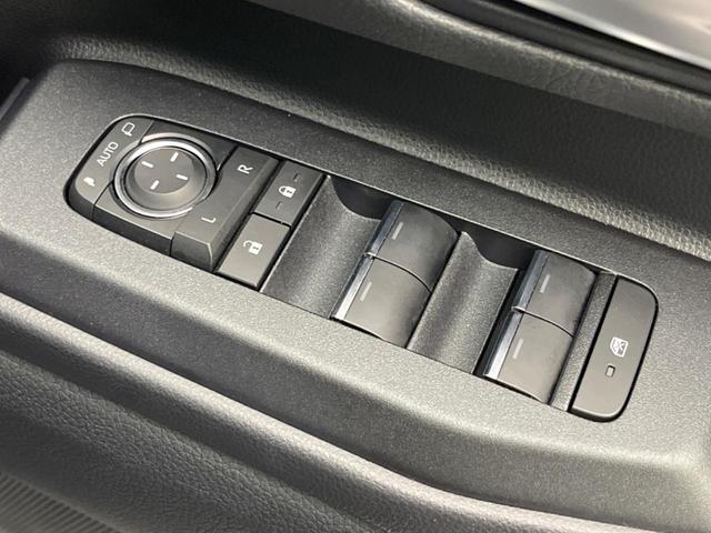 ランドクルーザー２５０ ＶＸ　サンルーフ　４ＷＤ　１２．３インチディスプレイオーディオ　衝突軽減装置　全周囲カメラ　禁煙車　ＥＴＣ　Ｂｌｕｅｔｏｏｔｈ　フルセグ　シートベンチレーション　デジタルインナーミラー　ブラインドスポット（47枚目）