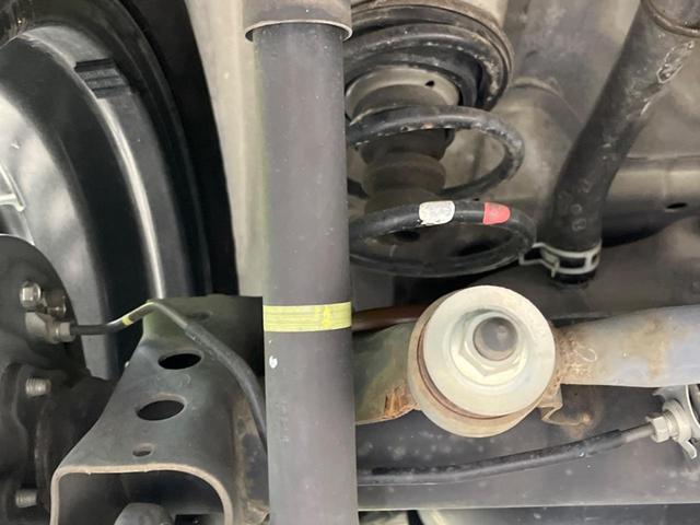 ハスラー ＪスタイルＩＩ　セーフティサポート　ナビ　禁煙車　２トーンカラー　車線逸脱警報　シートヒーター　スマートキー　ハーフレザーシート　ＨＩＤヘッド　ステアリングスイッチ　プライバシーガラス　地デジ（20枚目）