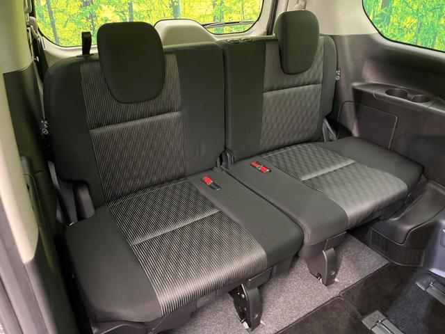 セレナ e-パワー ハイウェイスターV フリップダウンモニター 純正10インチナビ 両側電動スライド 全周囲カメラ 衝突軽減装置 禁煙車 プロパイロット ETC Bluetooth ドライブレコーダー フルセグ デジタルインナーミラー(10枚目)