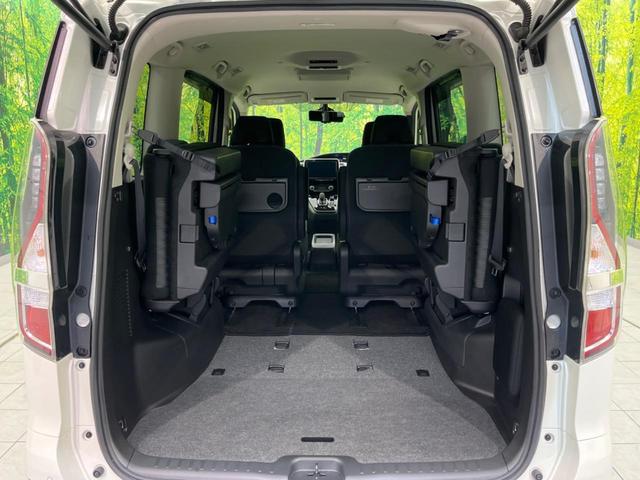 セレナ e-パワー ハイウェイスターV フリップダウンモニター 純正10インチナビ 両側電動スライド 全周囲カメラ 衝突軽減装置 禁煙車 プロパイロット ETC Bluetooth ドライブレコーダー フルセグ デジタルインナーミラー(30枚目)