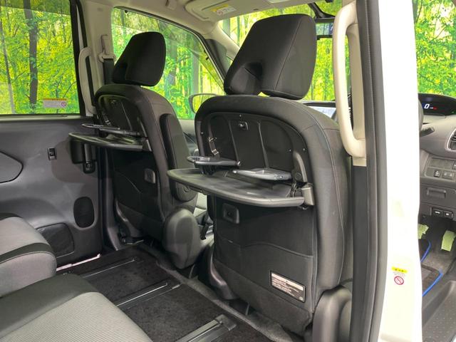 セレナ e-パワー ハイウェイスターV フリップダウンモニター 純正10インチナビ 両側電動スライド 全周囲カメラ 衝突軽減装置 禁煙車 プロパイロット ETC Bluetooth ドライブレコーダー フルセグ デジタルインナーミラー(41枚目)