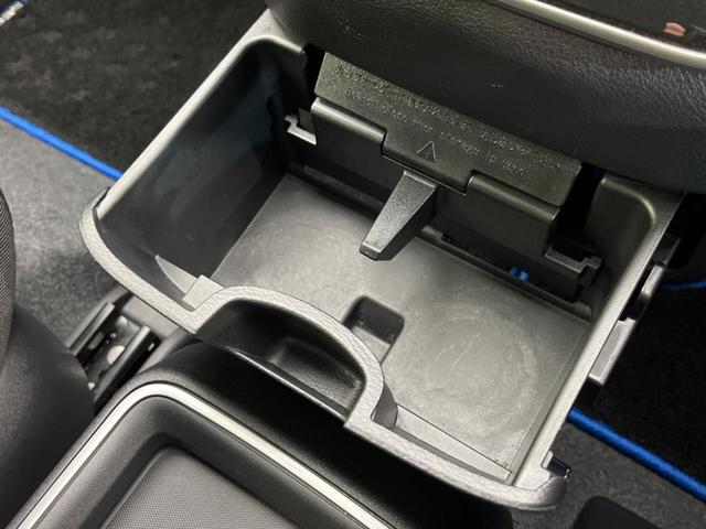 セレナ e-パワー ハイウェイスターV フリップダウンモニター 純正10インチナビ 両側電動スライド 全周囲カメラ 衝突軽減装置 禁煙車 プロパイロット ETC Bluetooth ドライブレコーダー フルセグ デジタルインナーミラー(59枚目)