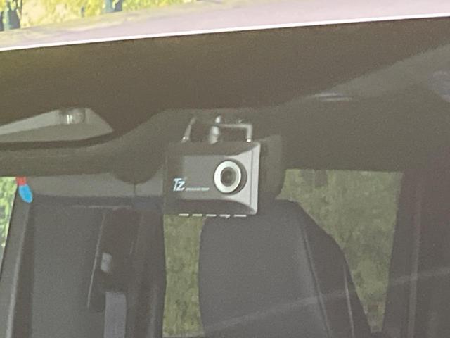 アルファード Z 左右独立ムーンルーフ フリップダウンモニター 純正14インチナビ 全周囲カメラ 両側電動スライドドア 衝突軽減装置 禁煙車 レーダークルーズ ETC Bluetooth再生 フルセグ(22枚目)