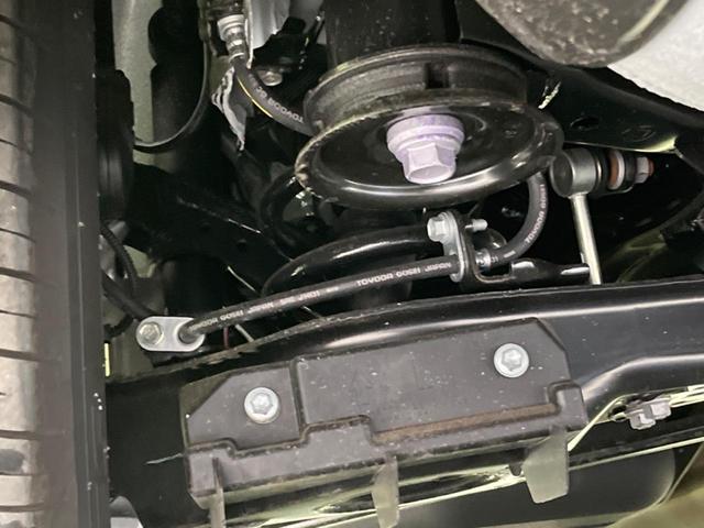 アルファード Ｚ　左右独立ムーンルーフ　フリップダウンモニター　純正１４インチナビ　全周囲カメラ　両側電動スライドドア　衝突軽減装置　禁煙車　レーダークルーズ　ＥＴＣ　Ｂｌｕｅｔｏｏｔｈ再生　フルセグ（30枚目）