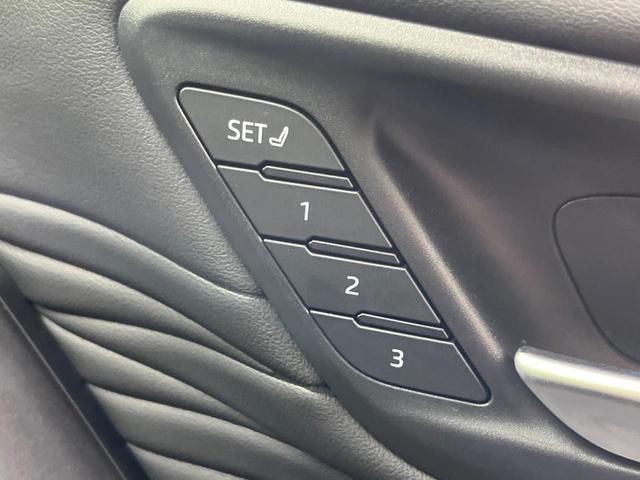 アルファード Ｚ　左右独立ムーンルーフ　フリップダウンモニター　純正１４インチナビ　全周囲カメラ　両側電動スライドドア　衝突軽減装置　禁煙車　レーダークルーズ　ＥＴＣ　Ｂｌｕｅｔｏｏｔｈ再生　フルセグ（50枚目）