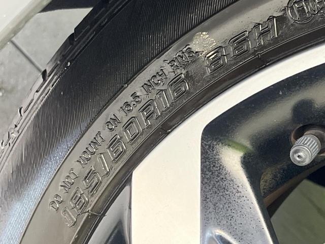 フィット ｅ：ＨＥＶクロスター　純正ナビ　バックカメラ　衝突軽減装置　レーダークルーズ　禁煙車　ドラレコ　コーナーセンサー　レーンキープ　スマートキー　ＬＥＤヘッド　ルーフレール　ＥＴＣ　オートマチックハイビーム　オートエアコン（22枚目）