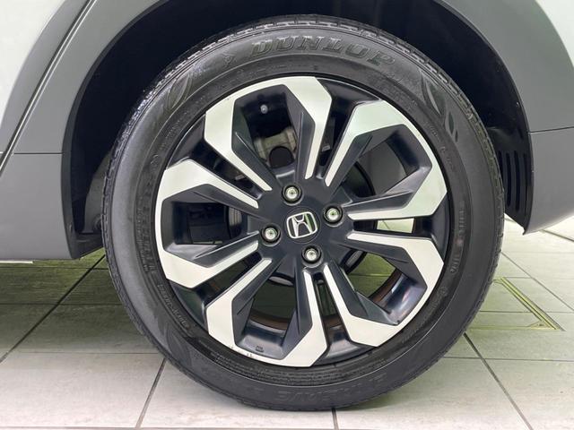 フィット ｅ：ＨＥＶクロスター　純正ナビ　バックカメラ　衝突軽減装置　レーダークルーズ　禁煙車　ドラレコ　コーナーセンサー　レーンキープ　スマートキー　ＬＥＤヘッド　ルーフレール　ＥＴＣ　オートマチックハイビーム　オートエアコン（24枚目）