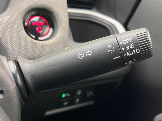 フィット ｅ：ＨＥＶクロスター　純正ナビ　バックカメラ　衝突軽減装置　レーダークルーズ　禁煙車　ドラレコ　コーナーセンサー　レーンキープ　スマートキー　ＬＥＤヘッド　ルーフレール　ＥＴＣ　オートマチックハイビーム　オートエアコン（52枚目）