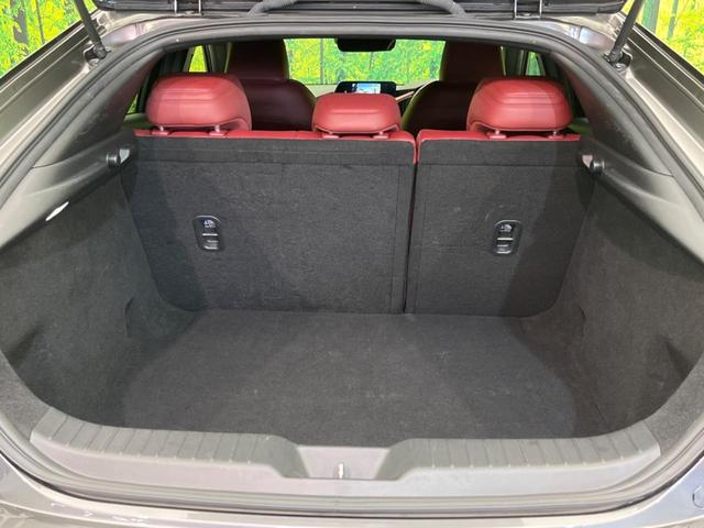 MAZDA3ファストバック XDバーガンディ セレクション ディーゼル BOSEサウンド 純正8.8インチナビ 全周囲カメラ 衝突警報装置 レーダークルーズコントロール 禁煙車 本革シート シートヒーター ドライブレコーダー コーナーセンサー(10枚目)