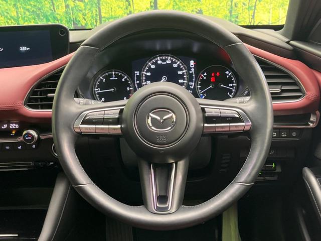 MAZDA3ファストバック XDバーガンディ セレクション ディーゼル BOSEサウンド 純正8.8インチナビ 全周囲カメラ 衝突警報装置 レーダークルーズコントロール 禁煙車 本革シート シートヒーター ドライブレコーダー コーナーセンサー(11枚目)