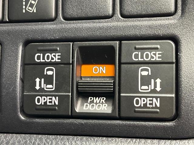 エスクァイア Gi フリップダウンモニター 両側電動スライドドア 純正10.5インチナビ 衝突軽減 バックカメラ 禁煙車 ETC ドラレコ Bluetooth フルセグ 合皮シート LEDヘッド シートヒーター(6枚目)