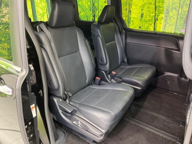 エスクァイア Gi フリップダウンモニター 両側電動スライドドア 純正10.5インチナビ 衝突軽減 バックカメラ 禁煙車 ETC ドラレコ Bluetooth フルセグ 合皮シート LEDヘッド シートヒーター(9枚目)