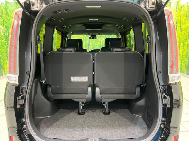 エスクァイア Gi フリップダウンモニター 両側電動スライドドア 純正10.5インチナビ 衝突軽減 バックカメラ 禁煙車 ETC ドラレコ Bluetooth フルセグ 合皮シート LEDヘッド シートヒーター(11枚目)