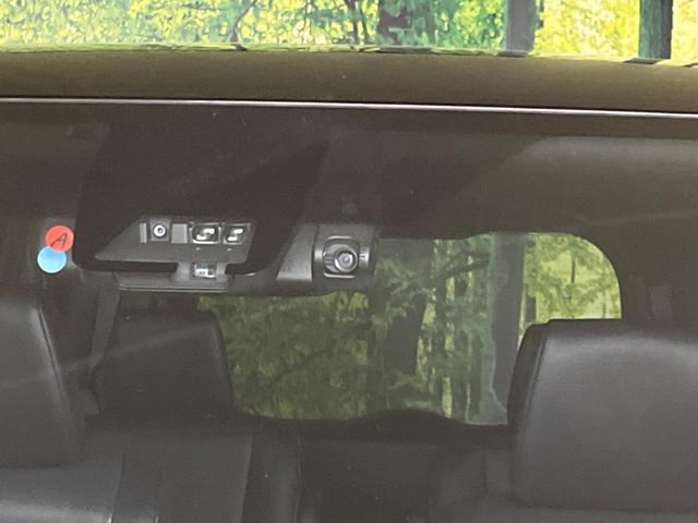 エスクァイア Gi フリップダウンモニター 両側電動スライドドア 純正10.5インチナビ 衝突軽減 バックカメラ 禁煙車 ETC ドラレコ Bluetooth フルセグ 合皮シート LEDヘッド シートヒーター(22枚目)