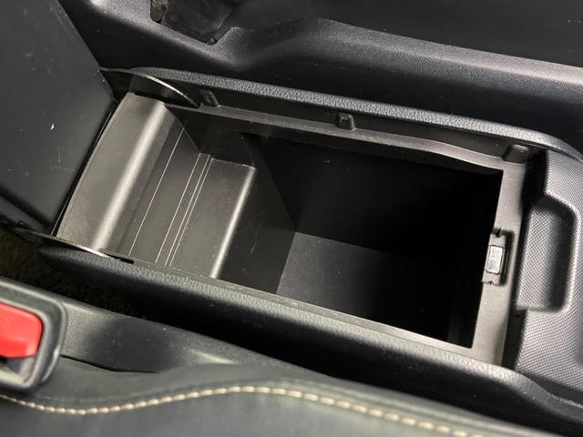 エスクァイア Gi フリップダウンモニター 両側電動スライドドア 純正10.5インチナビ 衝突軽減 バックカメラ 禁煙車 ETC ドラレコ Bluetooth フルセグ 合皮シート LEDヘッド シートヒーター(50枚目)