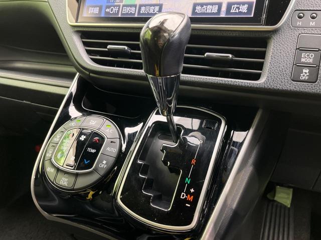 エスクァイア Gi フリップダウンモニター 両側電動スライドドア 純正10.5インチナビ 衝突軽減 バックカメラ 禁煙車 ETC ドラレコ Bluetooth フルセグ 合皮シート LEDヘッド シートヒーター(57枚目)