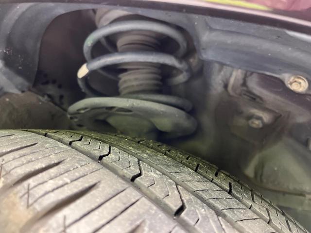 ヴェルファイア ２．４Ｚ　両側電動スライドドア　純正ナビ　バックカメラ　禁煙車　コーナーセンサー　スマートキー　ＨＩＤヘッド　ＥＴＣ　オートライト　オートエアコン　純正１８インチＡＷ　ＣＤ／ＤＶＤ再生　フォグライト　地デジ（26枚目）