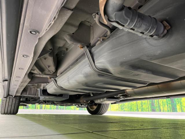 ヴェルファイア ２．４Ｚ　両側電動スライドドア　純正ナビ　バックカメラ　禁煙車　コーナーセンサー　スマートキー　ＨＩＤヘッド　ＥＴＣ　オートライト　オートエアコン　純正１８インチＡＷ　ＣＤ／ＤＶＤ再生　フォグライト　地デジ（31枚目）