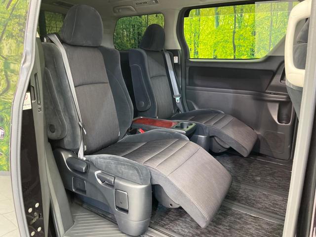 ヴェルファイア ２．４Ｚ　両側電動スライドドア　純正ナビ　バックカメラ　禁煙車　コーナーセンサー　スマートキー　ＨＩＤヘッド　ＥＴＣ　オートライト　オートエアコン　純正１８インチＡＷ　ＣＤ／ＤＶＤ再生　フォグライト　地デジ（38枚目）