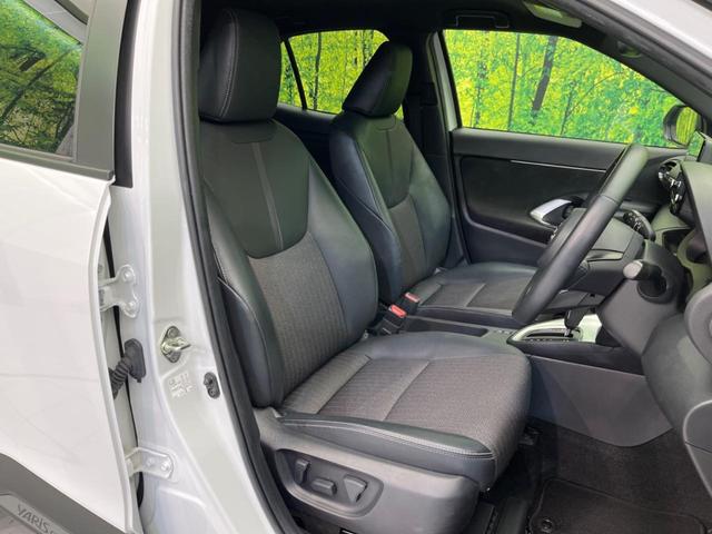 ヤリスクロス ハイブリッドZ 全周囲カメラ 衝突被害軽減システム レーダークルーズ 禁煙車 ハーフレザーシート パワーシート コーナーセンサー スマートキー LEDヘッド ETC 純正18インチアルミ オートハイビーム(8枚目)