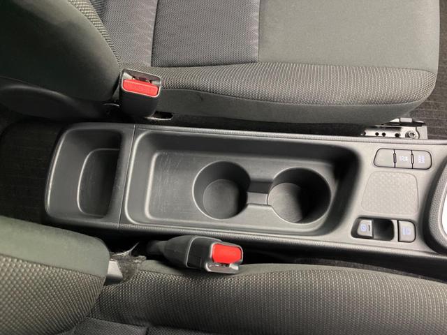 ヤリスクロス G 全周囲カメラ 衝突被害軽減システム レーダークルーズ 禁煙車 コーナーセンサー スマートキー LEDヘッド ETC 純正16インチアルミ オートハイビーム 車線逸脱警報 オートライト オートエアコン(58枚目)