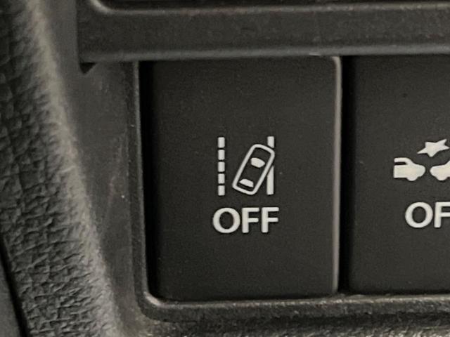 スペーシアギア ハイブリッドＸＺ　両側電動ドア　衝突被害軽減システム　禁煙車　コーナーセンサー　スマートキー　ＬＥＤヘッド　ルーフレール　ビルトインＥＴＣ　純正１４インチアルミ　オートハイビーム　車線逸脱警報　オートライト（6枚目）