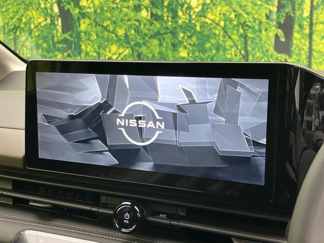 セレナ ハイウェイスターV 登録済未使用車 両側電動スライドドア 純正ナビ 全周囲カメラ 衝突軽減装置 プロパイロット コーナーセンサー レーンキープ スマートキー LEDヘッド ETC オートマチックハイビーム(4枚目)