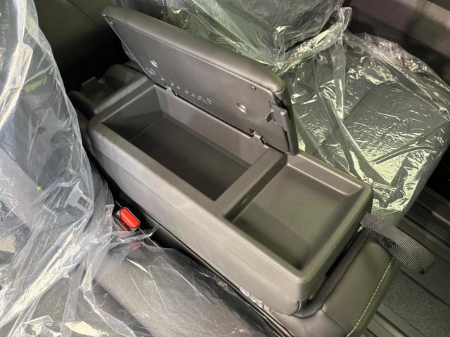 セレナ ハイウェイスターV 登録済未使用車 両側電動スライドドア 純正ナビ 全周囲カメラ 衝突軽減装置 プロパイロット コーナーセンサー レーンキープ スマートキー LEDヘッド ETC オートマチックハイビーム(42枚目)