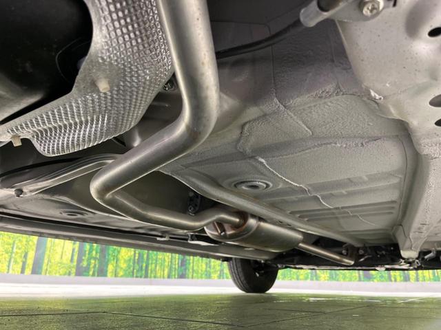 アルト Ｌ　衝突軽減装置　シートヒーター　レーンキープアシスト　オートライト　コーナーセンサー　ＣＤ再生　盗難防止装置　トラクションコントロール　ヘッドライトレベラーザー（29枚目）