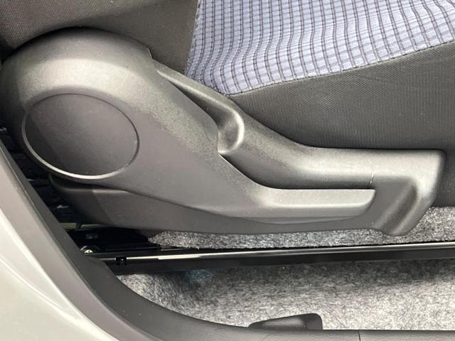 アルト Ｌ　衝突軽減装置　シートヒーター　レーンキープアシスト　オートライト　コーナーセンサー　ＣＤ再生　盗難防止装置　トラクションコントロール　ヘッドライトレベラーザー（36枚目）