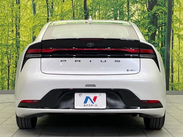 プリウス Z サイド・バックカメラ 衝突被害軽減システム 禁煙車 電動リアゲート ハーフレザーシート 前席シートエアコン パワーシート コーナーセンサー スマートキー LEDヘッド ビルトインETC(15枚目)