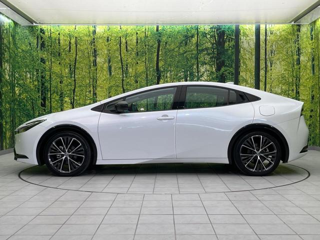 プリウス Z サイド・バックカメラ 衝突被害軽減システム 禁煙車 電動リアゲート ハーフレザーシート 前席シートエアコン パワーシート コーナーセンサー スマートキー LEDヘッド ビルトインETC(27枚目)