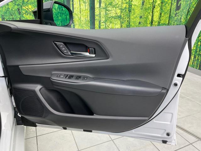 プリウス Z サイド・バックカメラ 衝突被害軽減システム 禁煙車 電動リアゲート ハーフレザーシート 前席シートエアコン パワーシート コーナーセンサー スマートキー LEDヘッド ビルトインETC(36枚目)