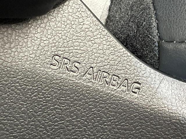 プリウス Z サイド・バックカメラ 衝突被害軽減システム 禁煙車 電動リアゲート ハーフレザーシート 前席シートエアコン パワーシート コーナーセンサー スマートキー LEDヘッド ビルトインETC(41枚目)