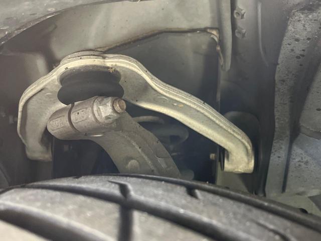 スカイライン 350GT ハイブリッド タイプP BOSEサウンド 衝突軽減装置 禁煙車 純正ナビ 全周囲カメラ レーダークルーズ ETC Bluetooth フルセグ 黒革シート パワーシート シートヒーター LEDヘッドライト LEDフォグ(20枚目)