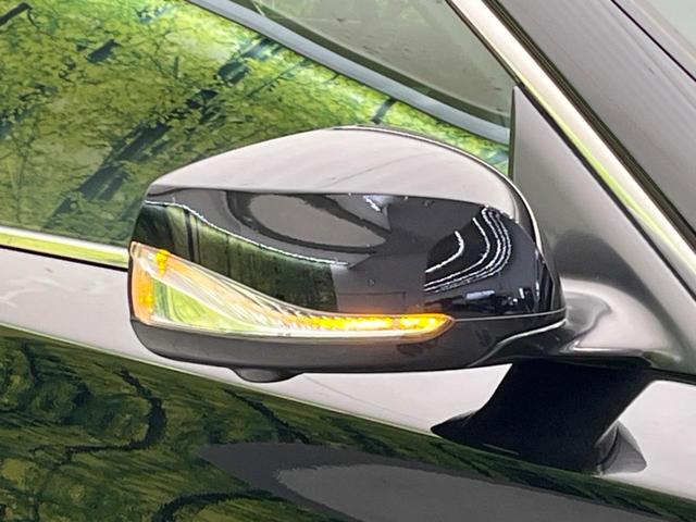 スカイライン 350GT ハイブリッド タイプP BOSEサウンド 衝突軽減装置 禁煙車 純正ナビ 全周囲カメラ レーダークルーズ ETC Bluetooth フルセグ 黒革シート パワーシート シートヒーター LEDヘッドライト LEDフォグ(22枚目)