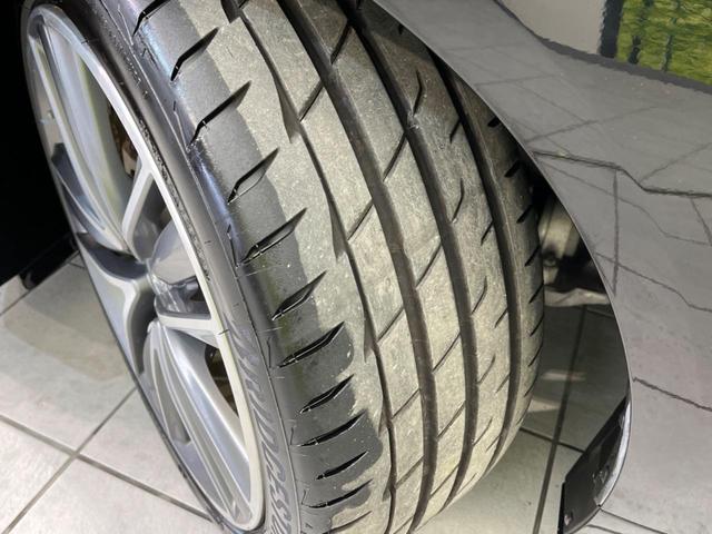 スカイライン 350GT ハイブリッド タイプP BOSEサウンド 衝突軽減装置 禁煙車 純正ナビ 全周囲カメラ レーダークルーズ ETC Bluetooth フルセグ 黒革シート パワーシート シートヒーター LEDヘッドライト LEDフォグ(24枚目)