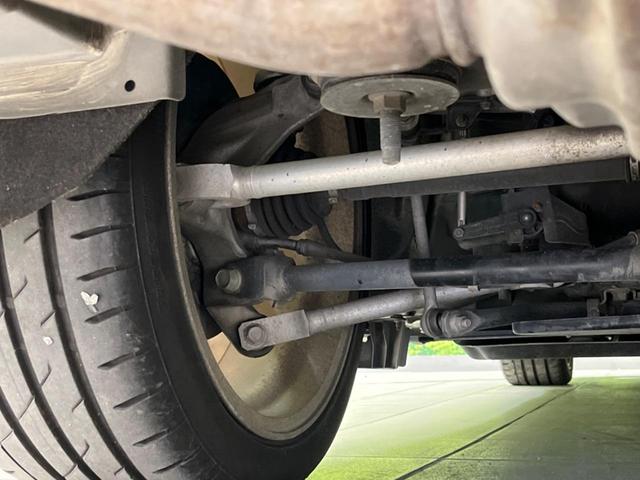 スカイライン 350GT ハイブリッド タイプP BOSEサウンド 衝突軽減装置 禁煙車 純正ナビ 全周囲カメラ レーダークルーズ ETC Bluetooth フルセグ 黒革シート パワーシート シートヒーター LEDヘッドライト LEDフォグ(29枚目)