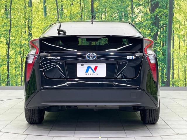 プリウス Sセーフティプラス ナビ バックカメラ 衝突軽減装置 レーダークルーズコントロール 禁煙車 コーナーセンサー レーンキープ スマートキー LEDヘッド ETC オートマチックハイビーム パーキングアシスト(15枚目)