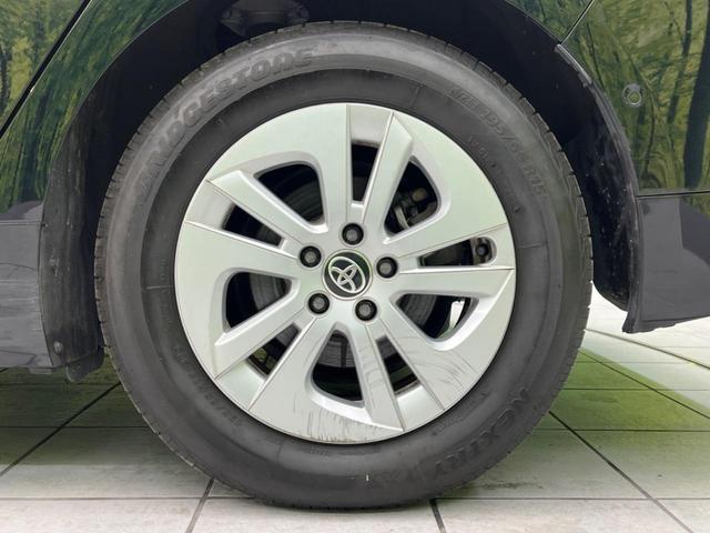 プリウス Sセーフティプラス ナビ バックカメラ 衝突軽減装置 レーダークルーズコントロール 禁煙車 コーナーセンサー レーンキープ スマートキー LEDヘッド ETC オートマチックハイビーム パーキングアシスト(24枚目)