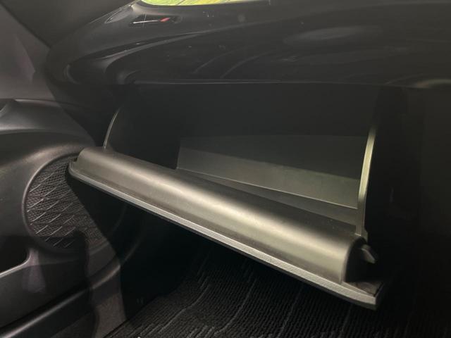 プリウス Sセーフティプラス ナビ バックカメラ 衝突軽減装置 レーダークルーズコントロール 禁煙車 コーナーセンサー レーンキープ スマートキー LEDヘッド ETC オートマチックハイビーム パーキングアシスト(54枚目)