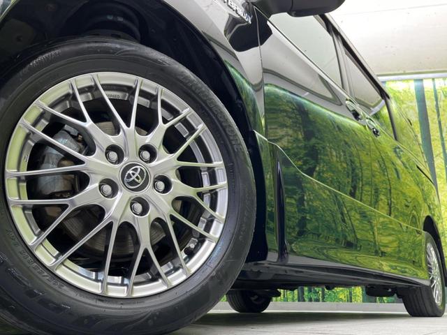 ヴォクシー ハイブリッドＺＳ　煌ＩＩ　両側電動ドア　１１型ナビ　後席モニター　ＥＴＣ　禁煙車　バックカメラ　衝突軽減　スマートキー　ＬＥＤヘッド　純正１６インチアルミ　オートハイビーム　車線逸脱警報　オートライト（15枚目）