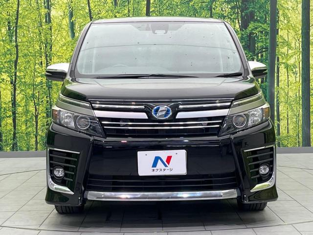 ヴォクシー ハイブリッドＺＳ　煌ＩＩ　両側電動ドア　１１型ナビ　後席モニター　ＥＴＣ　禁煙車　バックカメラ　衝突軽減　スマートキー　ＬＥＤヘッド　純正１６インチアルミ　オートハイビーム　車線逸脱警報　オートライト（16枚目）