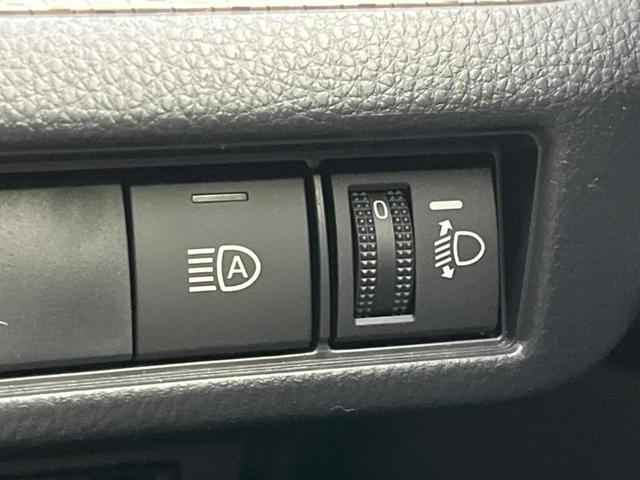 プリウス G バックカメラ 衝突被害軽減システム 禁煙車 レーダークルーズ ドラレコ コーナーセンサー スマートキー LEDヘッド ETC2.0 オートハイビーム 車線逸脱警報 オートライト デュアルエアコン(44枚目)