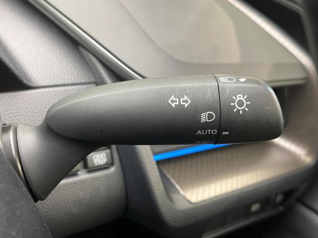 プリウス G バックカメラ 衝突被害軽減システム 禁煙車 レーダークルーズ ドラレコ コーナーセンサー スマートキー LEDヘッド ETC2.0 オートハイビーム 車線逸脱警報 オートライト デュアルエアコン(49枚目)