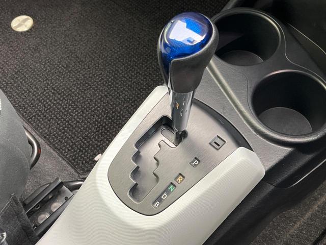 アクア S SDナビ バックカメラ 禁煙車 ETC Bluetooth再生 ドラレコ フルセグ スマートキー LEDヘッドライト オートライト オートエアコン CD/DVD再生(52枚目)