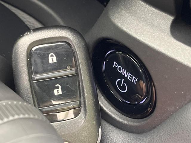 ヴェゼル e:HEV X 純正ナビ バックカメラ 衝突軽減装置 レーダークルーズ 禁煙車 コーナーセンサー レーンキープ スマートキー LEDヘッド ETC オートマチックハイビーム オートブレーキホールド 純正16インチAW(7枚目)